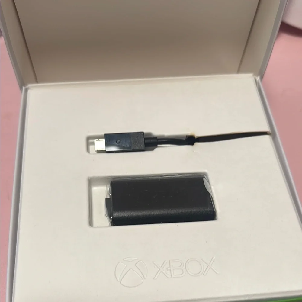 Xbox Play & Charge Kit